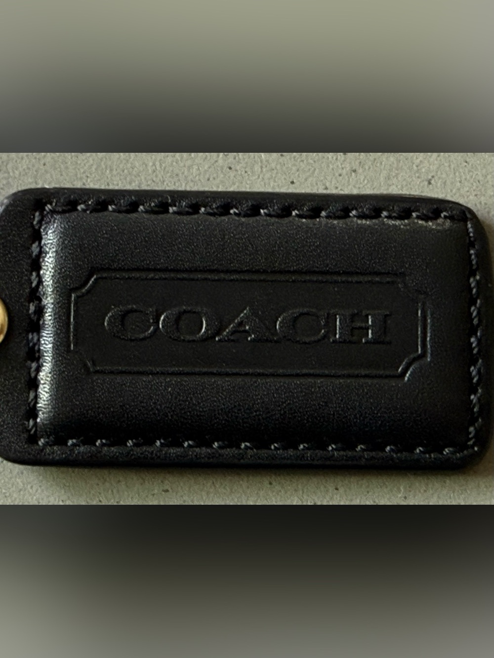 Coach leather tag - Picture 2 of 3